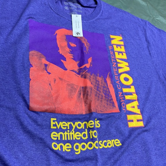 🆕John Carpenter’s Halloween Shirt - Picture 2 of 4